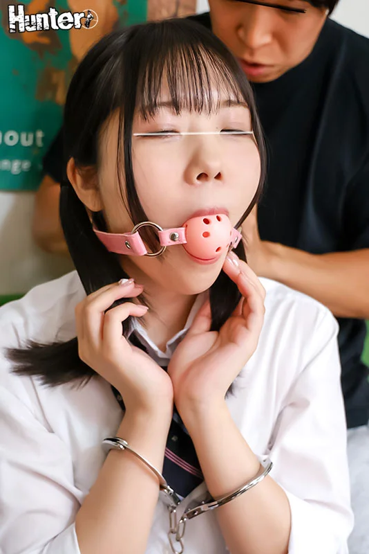 “我替哥哥保守秘密，陪我玩强奸游戏吧！”抖M成年继妹抓住把柄，逼我满足她的粗暴幻想
