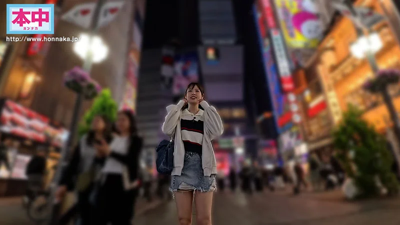 介绍我骚得过分的20岁暧昧女友：一碰就湿、全身敏感、高潮不断的女大学生内射性爱
