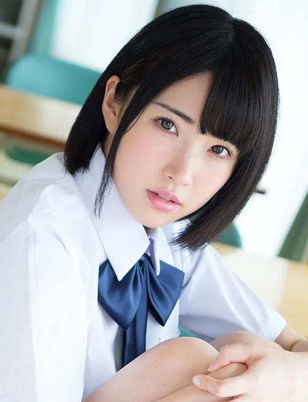 皆月ひかる